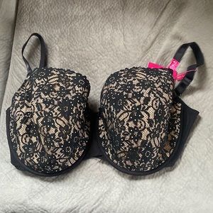 NWT Curvy Kate 40 J